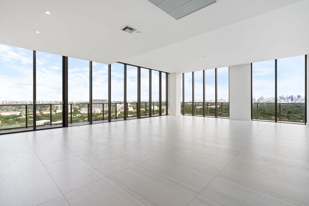 2678 Tigertail Ave , Unit PH1, Miami, FL 33133 Photo