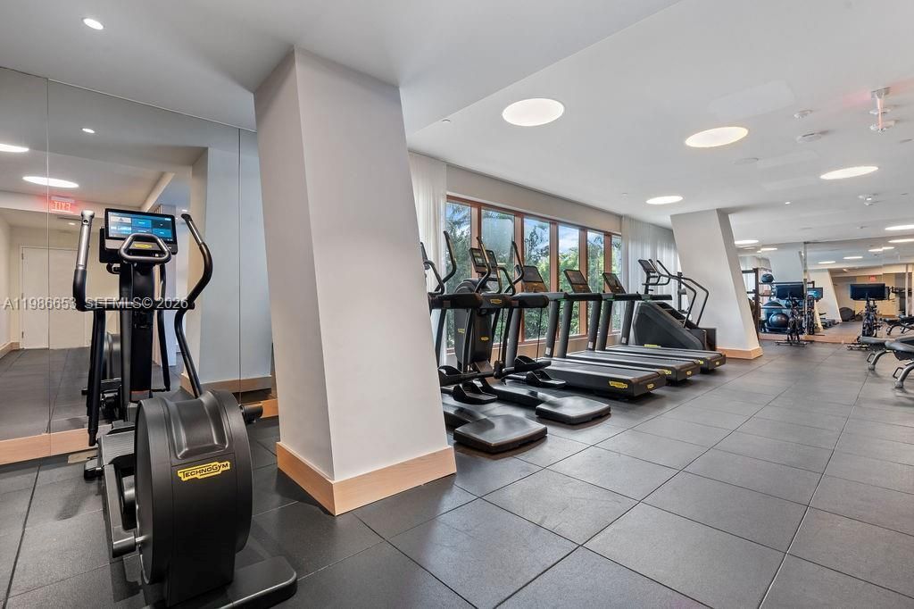 2678 Tigertail Ave , Unit PH1, Miami, FL 33133 Photo