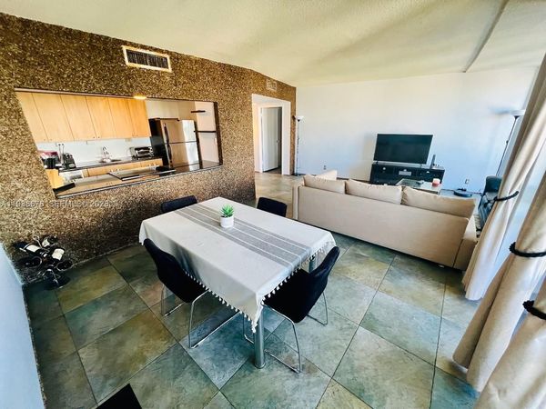 900 Bay Dr, Unit 411, Miami Beach, FL 33141