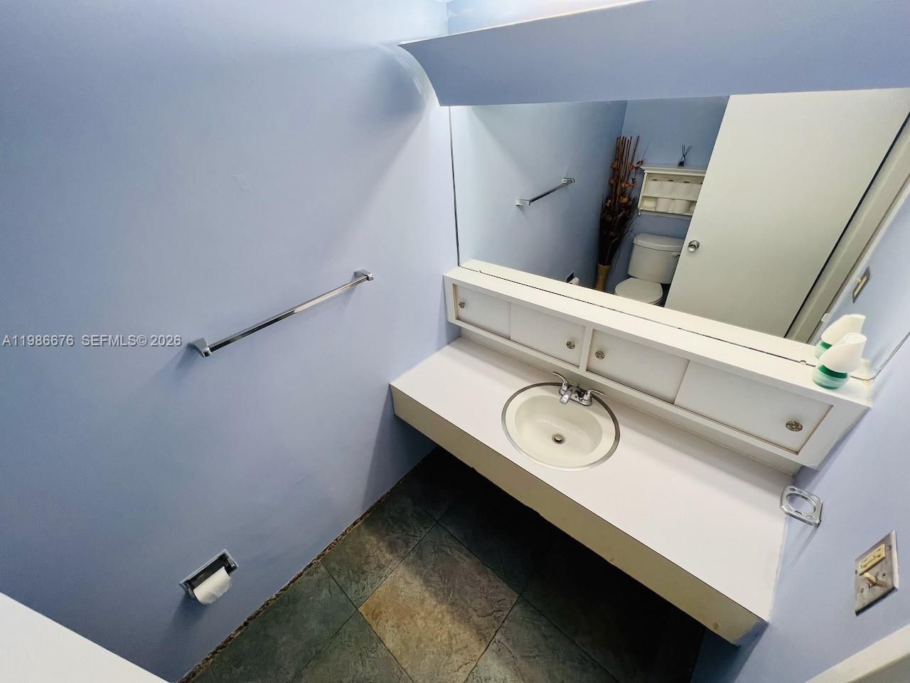 900 Bay Dr, Unit 411, Miami Beach, FL 33141 Photo