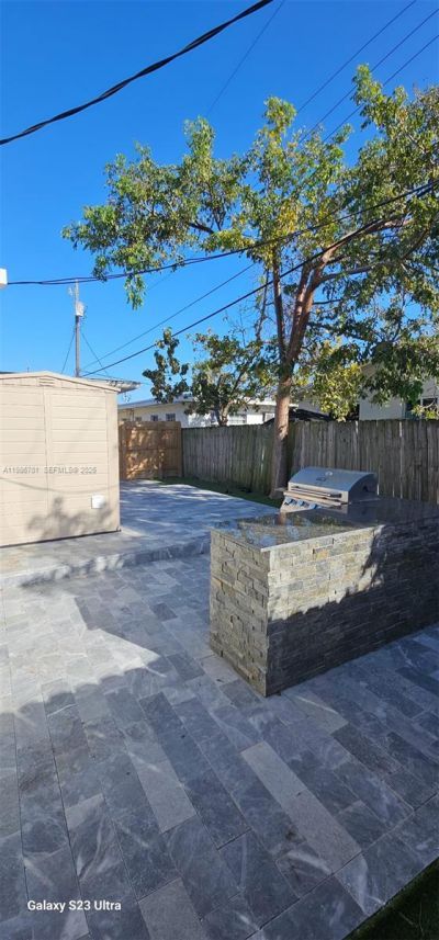 622 NE 6th St , Unit 2, Hallandale Beach, FL 33009 Photo