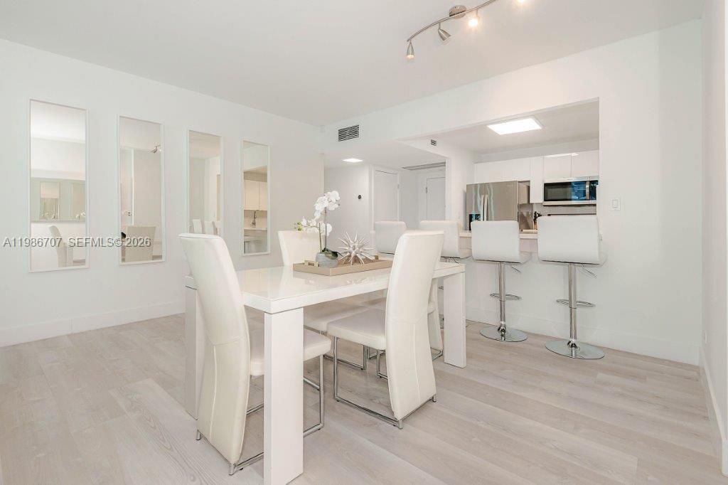 2301 Collins Ave , Unit 401, Miami Beach, FL 33139 Photo