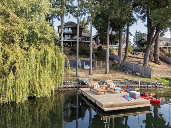 2814 Shelby Pl, Langford, BC V9B 5N8