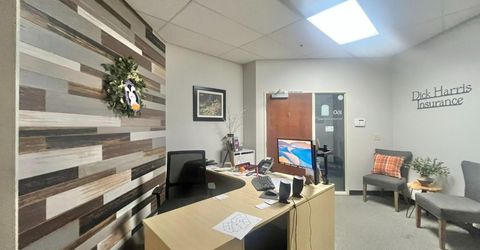 140 Harding Blvd, Roseville, CA 95678 Photo