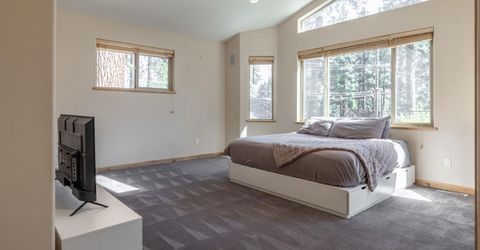 1040 Truckee Drive, South Lake Tahoe, CA 96150 Photo