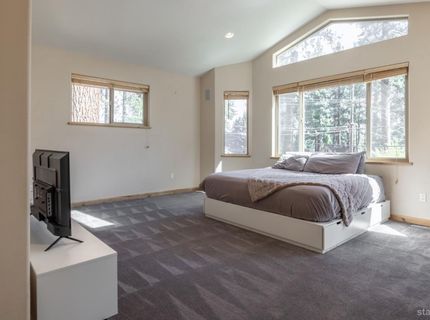 1040 Truckee Drive, South Lake Tahoe, CA 96150 Photo