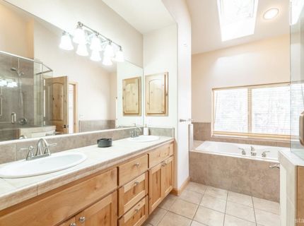 1040 Truckee Drive, South Lake Tahoe, CA 96150 Photo