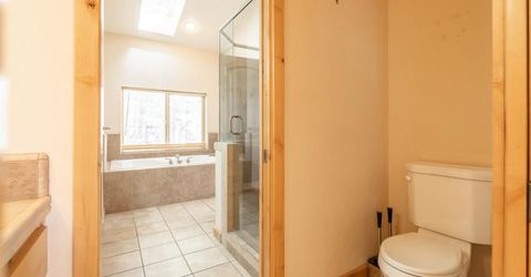 1040 Truckee Drive, South Lake Tahoe, CA 96150 Photo