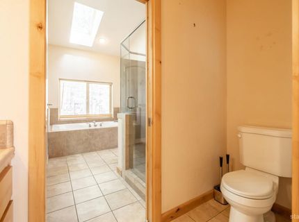 1040 Truckee Drive, South Lake Tahoe, CA 96150 Photo