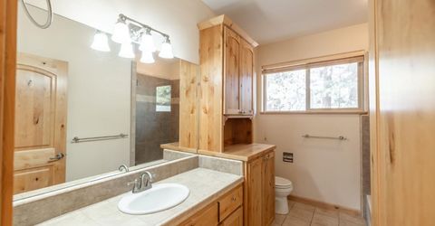 1040 Truckee Drive, South Lake Tahoe, CA 96150 Photo