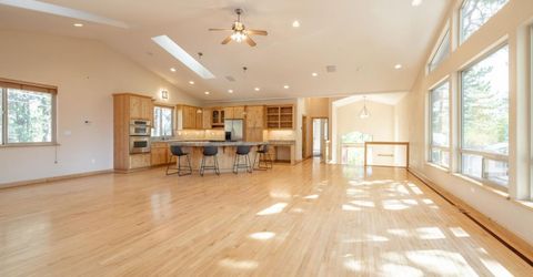 1040 Truckee Drive, South Lake Tahoe, CA 96150 Photo