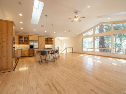 1040 Truckee Drive, South Lake Tahoe, CA 96150 Photo