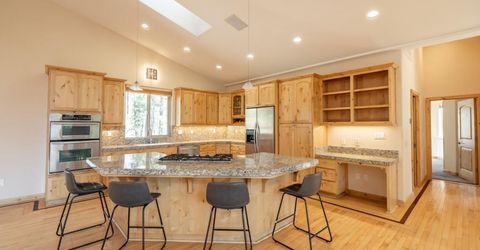 1040 Truckee Drive, South Lake Tahoe, CA 96150 Photo