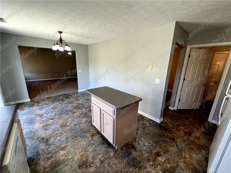 2451 Trotter Court, Beavercreek, OH 45434 Photo 12