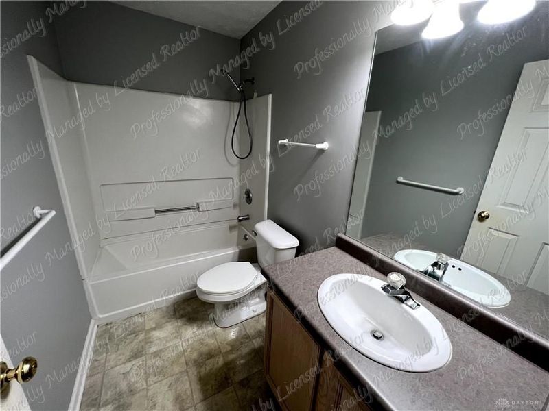 2451 Trotter Court, Beavercreek, OH 45434 Photo 14