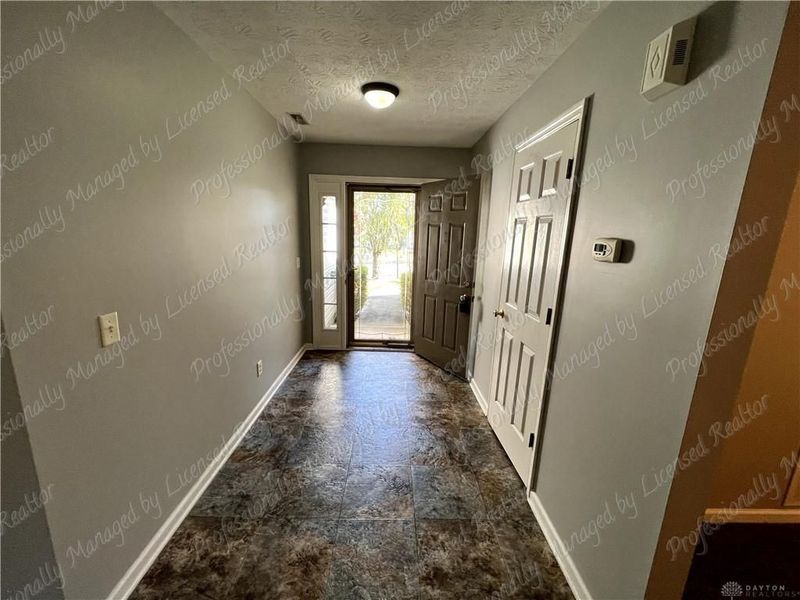 2451 Trotter Court, Beavercreek, OH 45434 Photo 3