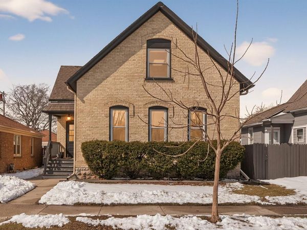 2220 Green STREET, Racine, WI 53402