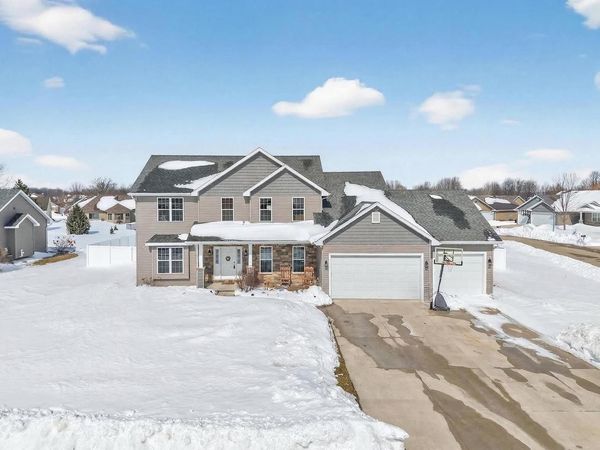 1906 WASILLA LANE, Neenah, WI 54956