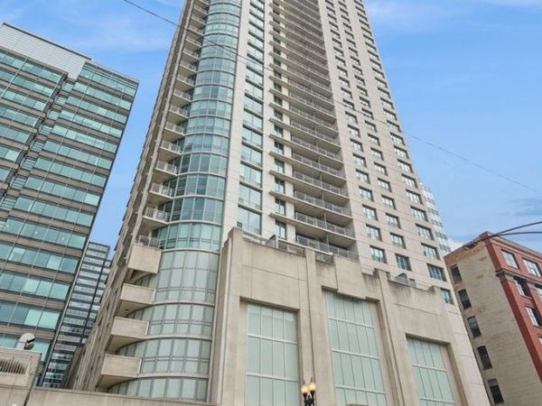 125 S Jefferson Street, Unit 2106, Chicago, IL 60661