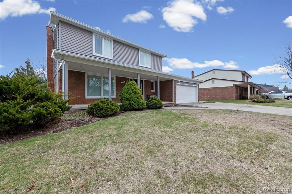 4902 Hubbard Drive, Troy, MI 48085 Main Photo