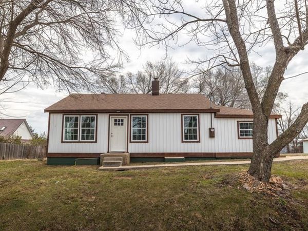 303 S Pine Street, Dixon, MO 65459