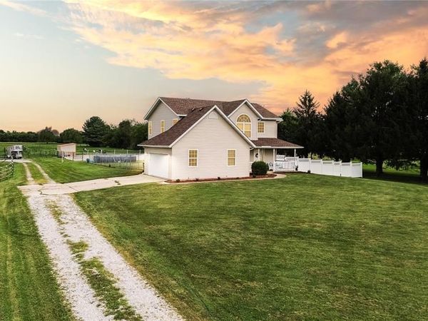 5878 Eaton Lane, Edwardsville, IL 62025