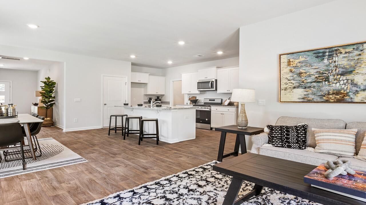 3931 Aberfeldy Lane Photo 14