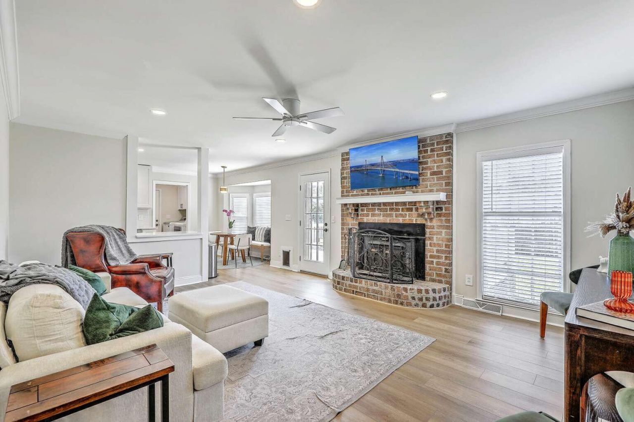 2907 Honeywell Court Photo 13