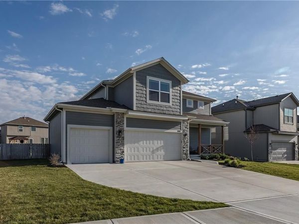 18886 W 169th Street, Olathe, KS 66062