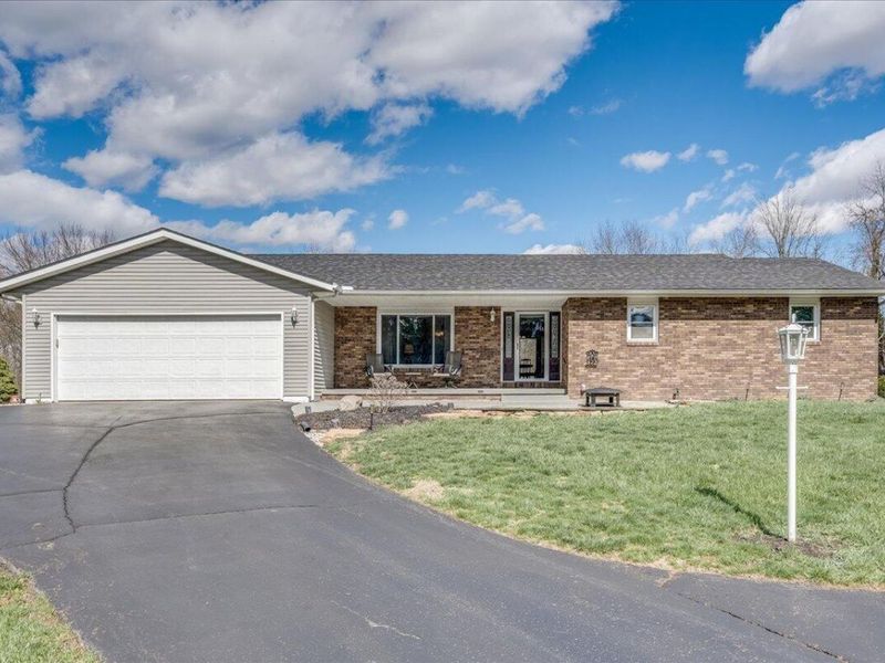 1800 Ginder Road NW, Lancaster, OH 43130 Photo 1