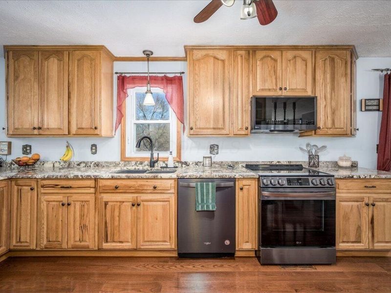1800 Ginder Road NW, Lancaster, OH 43130 Photo 16