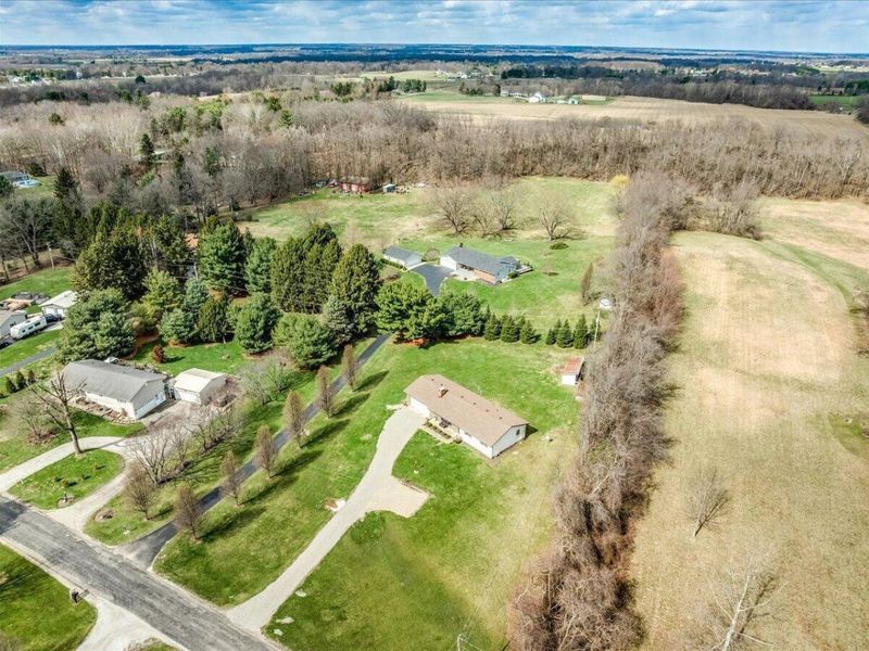 1800 Ginder Road NW, Lancaster, OH 43130 Photo 5