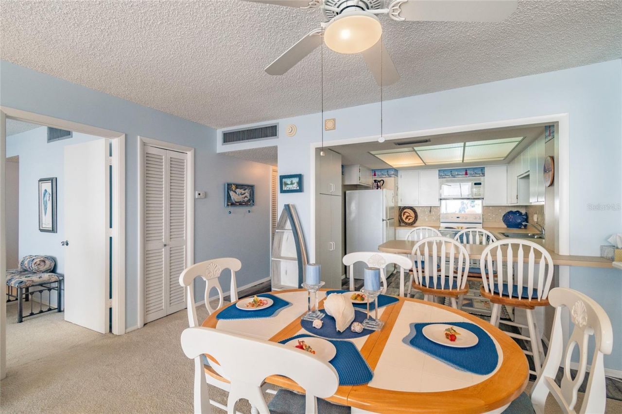 17920 Gulf Boulevard, Unit 1208, Redington Shores, FL 33708 Photo
