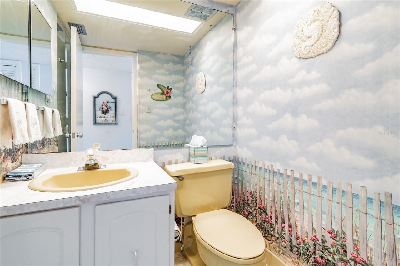 17920 Gulf Boulevard, Unit 1208, Redington Shores, FL 33708 Photo