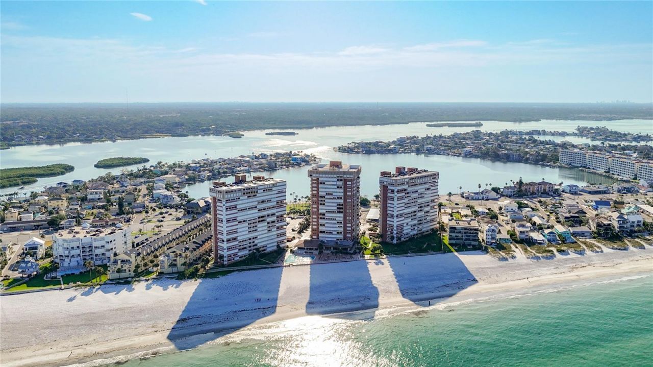 17920 Gulf Boulevard, Unit 1208, Redington Shores, FL 33708 Photo