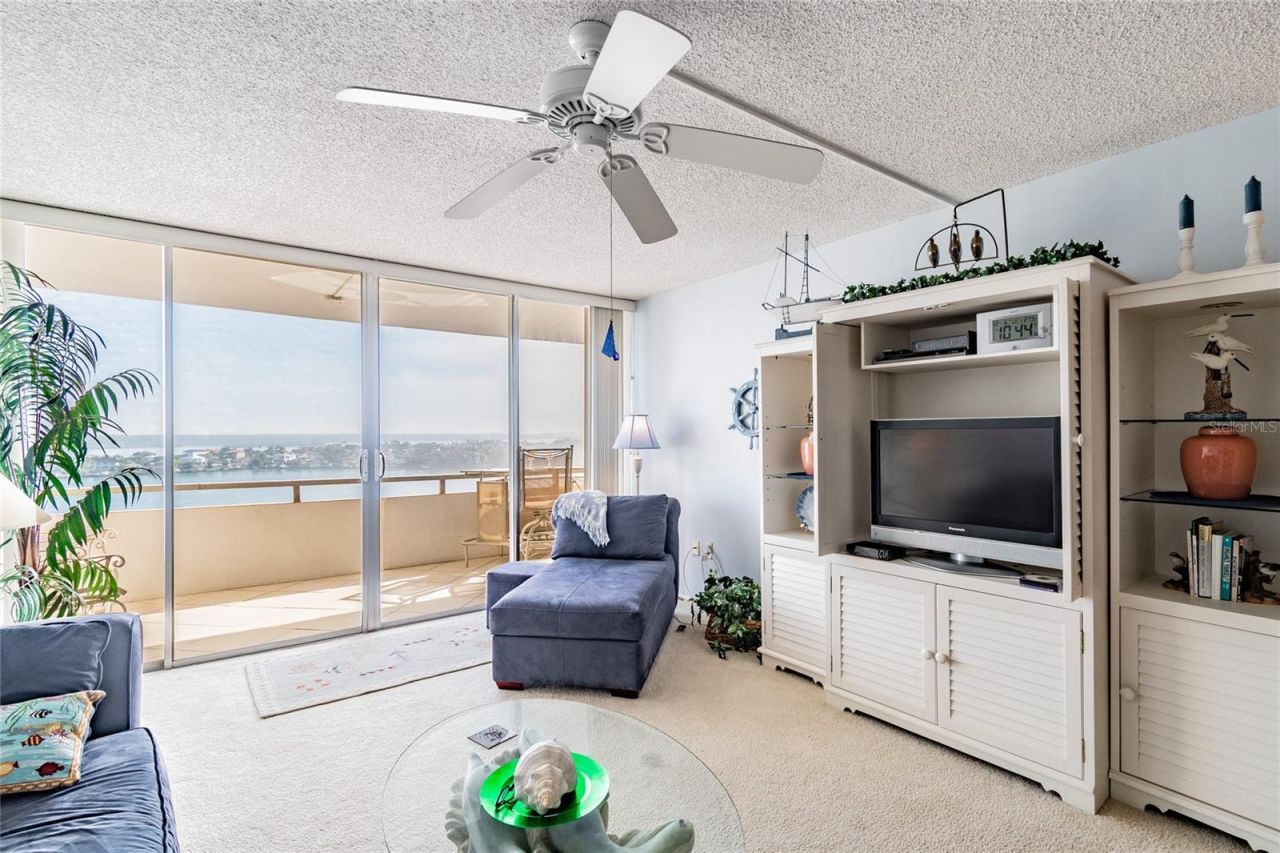 17920 Gulf Boulevard, Unit 1208, Redington Shores, FL 33708 Photo