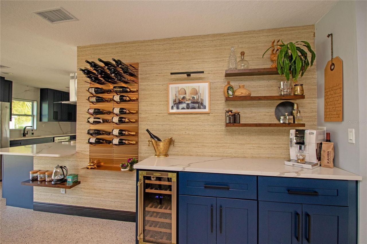 4438 Dr Martin Luther King Jr Street S, Saint Petersburg, FL 33705 Photo