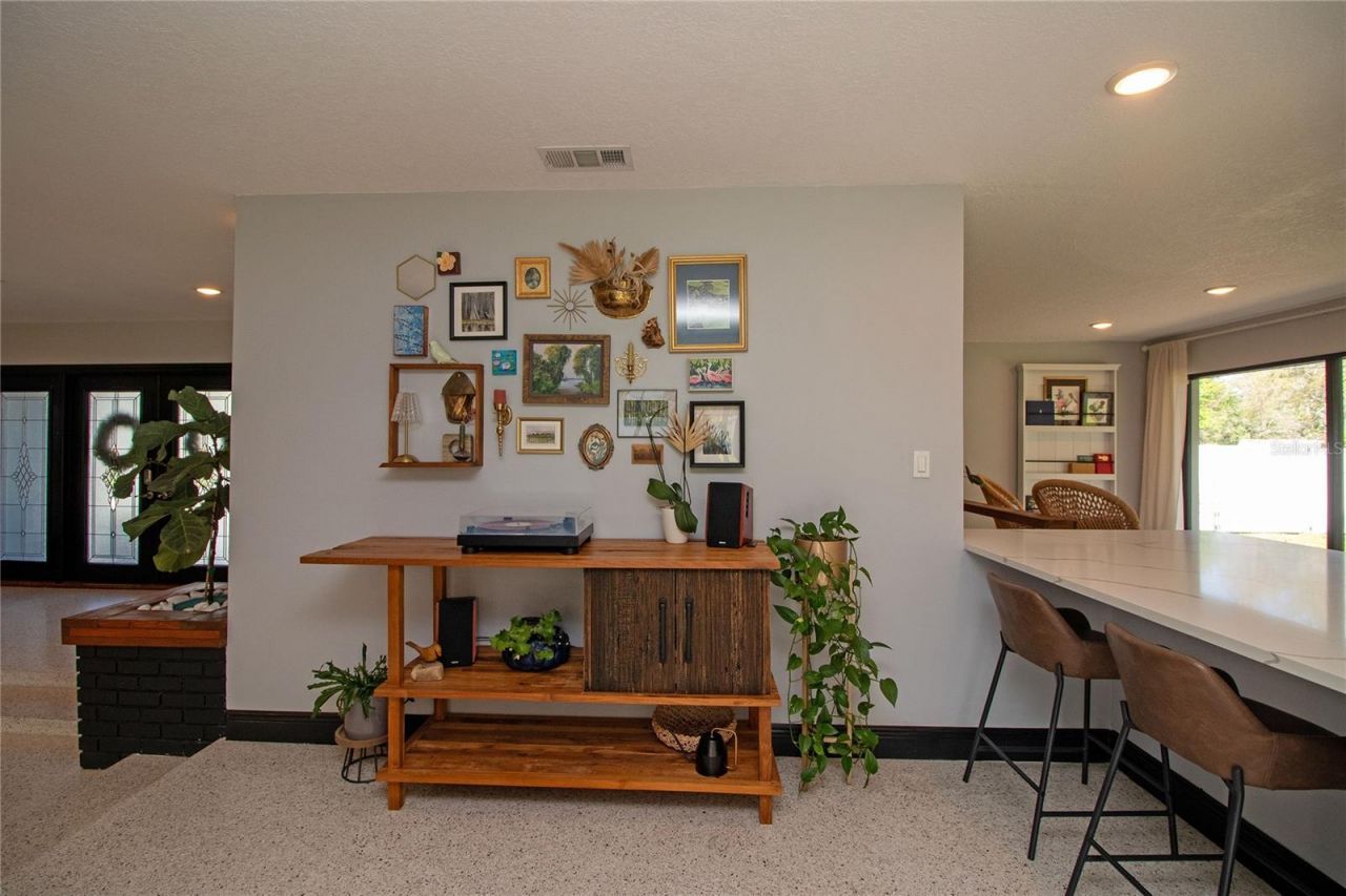 4438 Dr Martin Luther King Jr Street S, Saint Petersburg, FL 33705 Photo