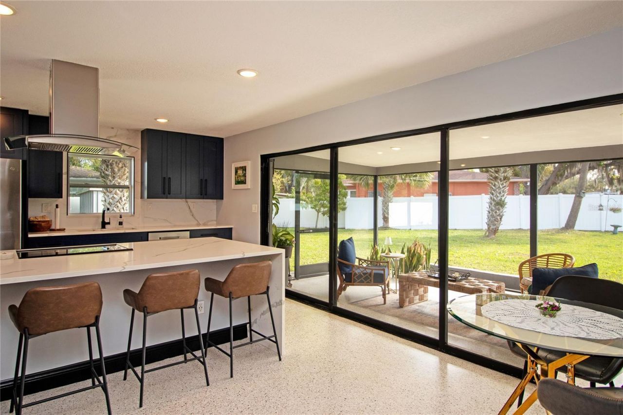 4438 Dr Martin Luther King Jr Street S, Saint Petersburg, FL 33705 Photo