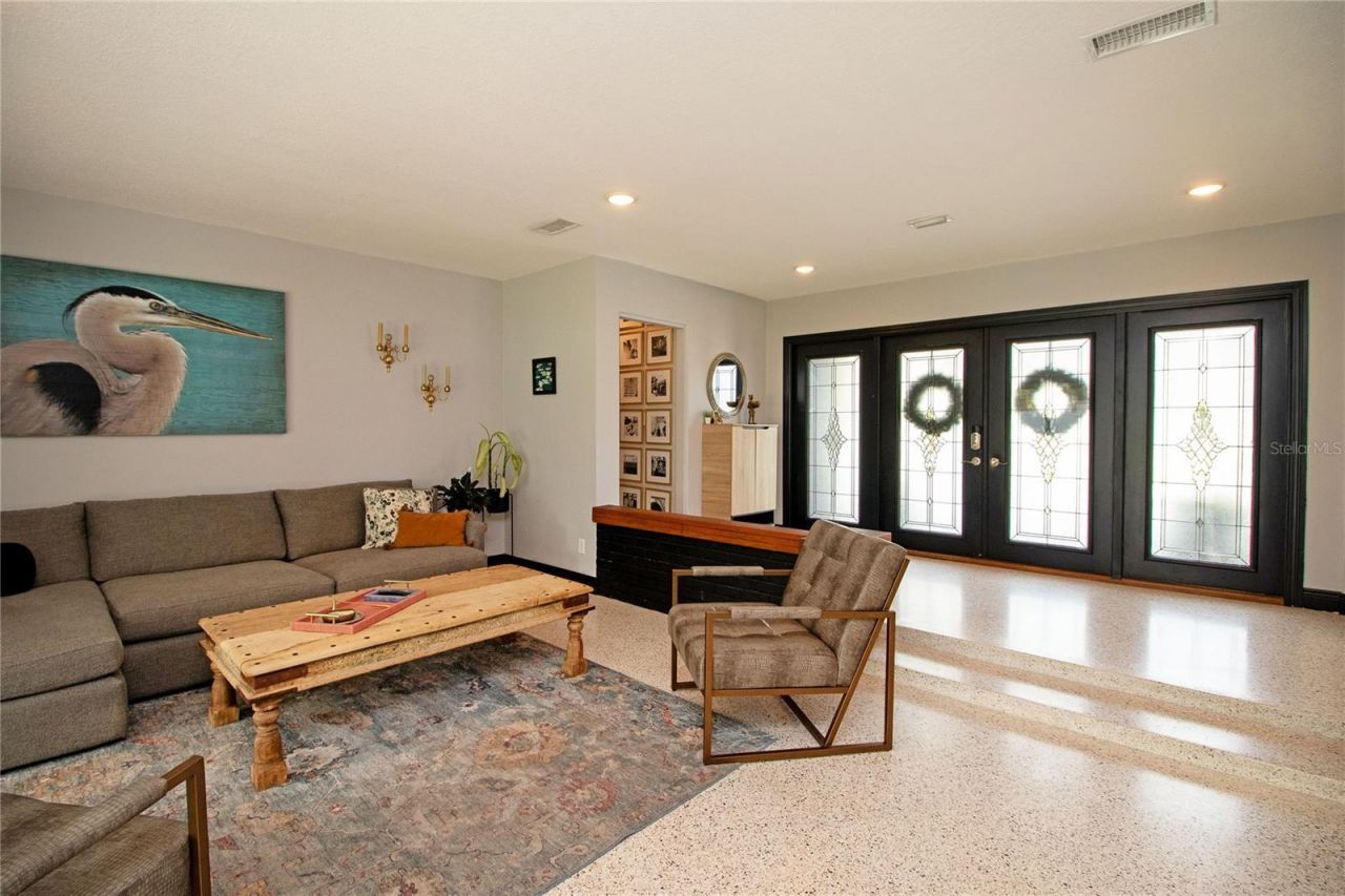 4438 Dr Martin Luther King Jr Street S, Saint Petersburg, FL 33705 Photo