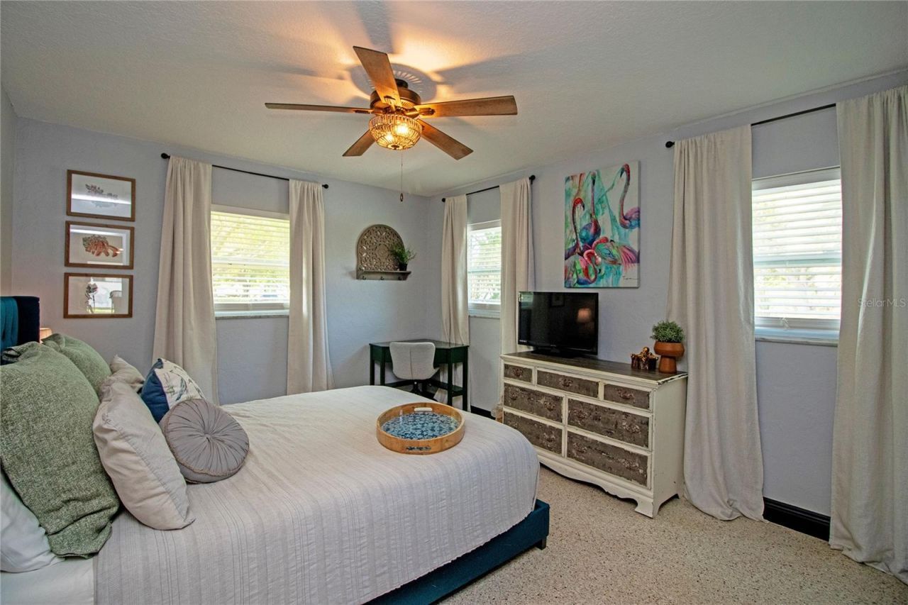 4438 Dr Martin Luther King Jr Street S, Saint Petersburg, FL 33705 Photo