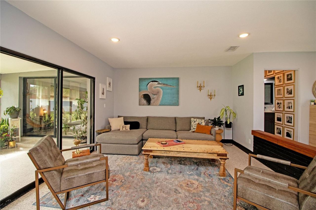 4438 Dr Martin Luther King Jr Street S, Saint Petersburg, FL 33705 Photo