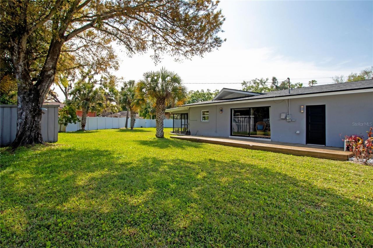 4438 Dr Martin Luther King Jr Street S, Saint Petersburg, FL 33705 Photo