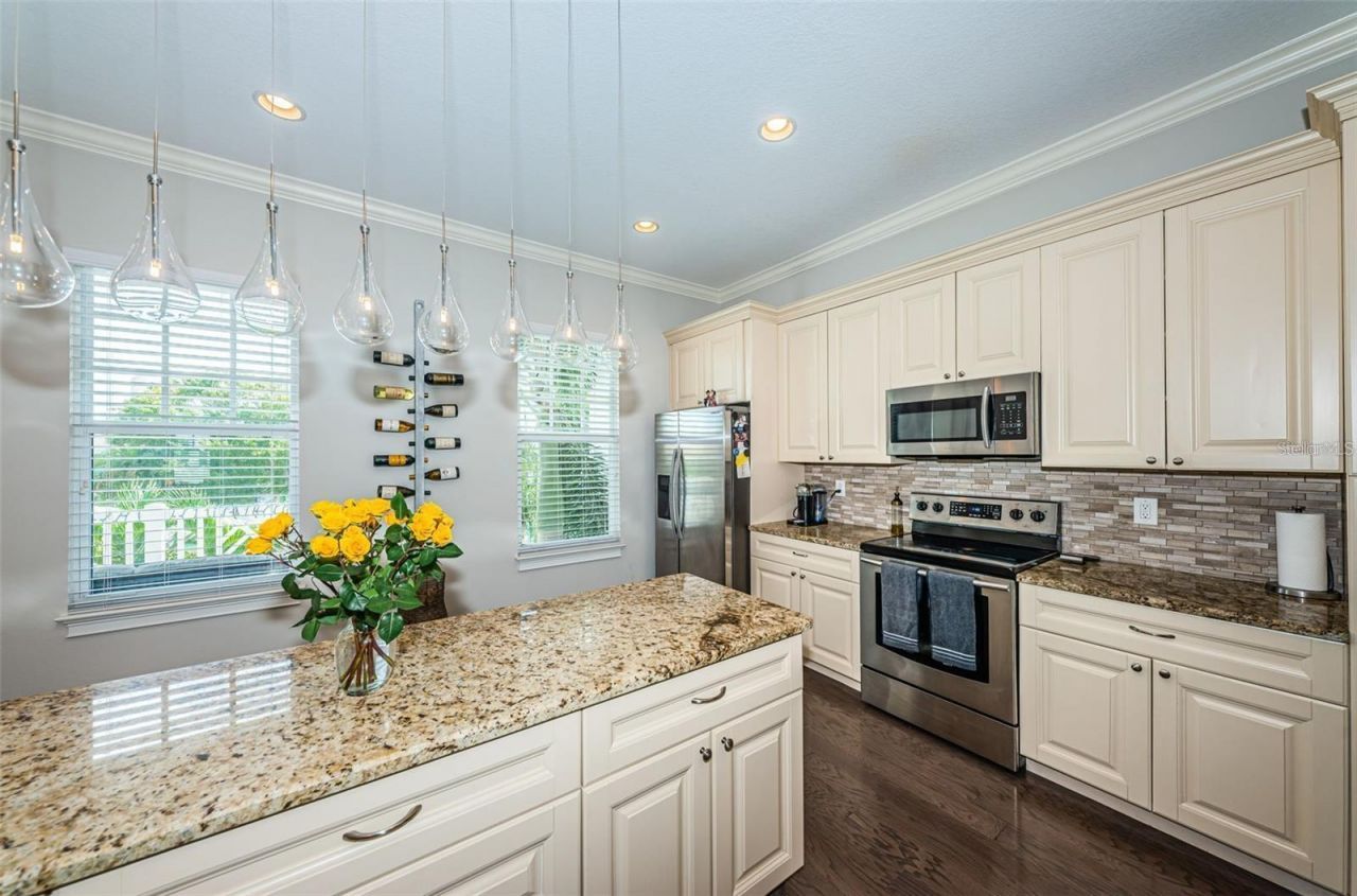 7004 Grevilla Avenue S, South Pasadena, FL 33707 Photo