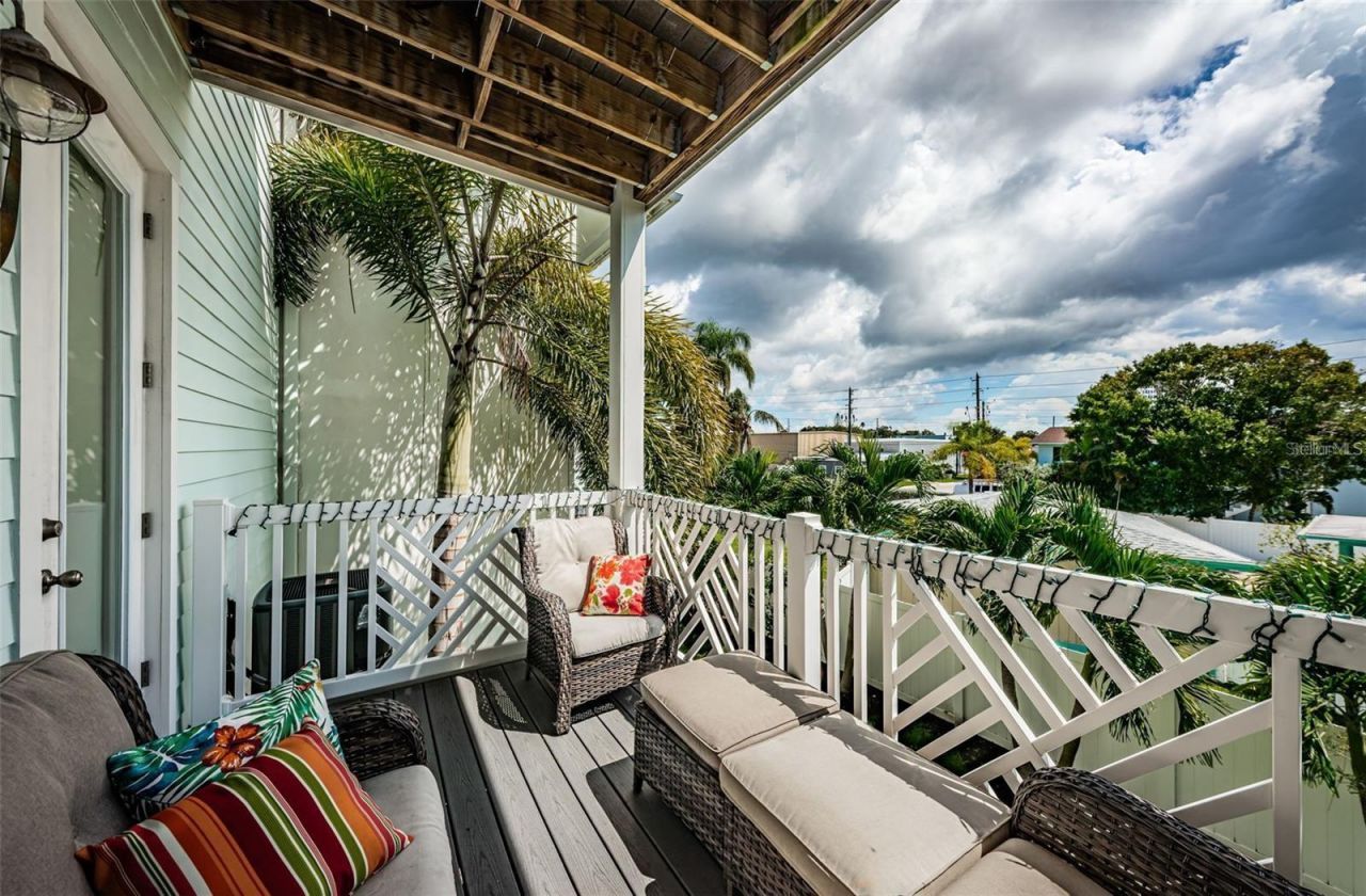 7004 Grevilla Avenue S, South Pasadena, FL 33707 Photo