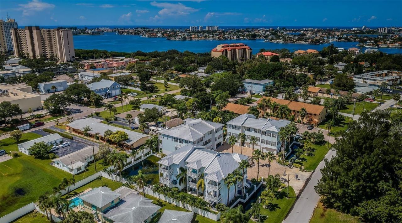 7004 Grevilla Avenue S, South Pasadena, FL 33707 Photo