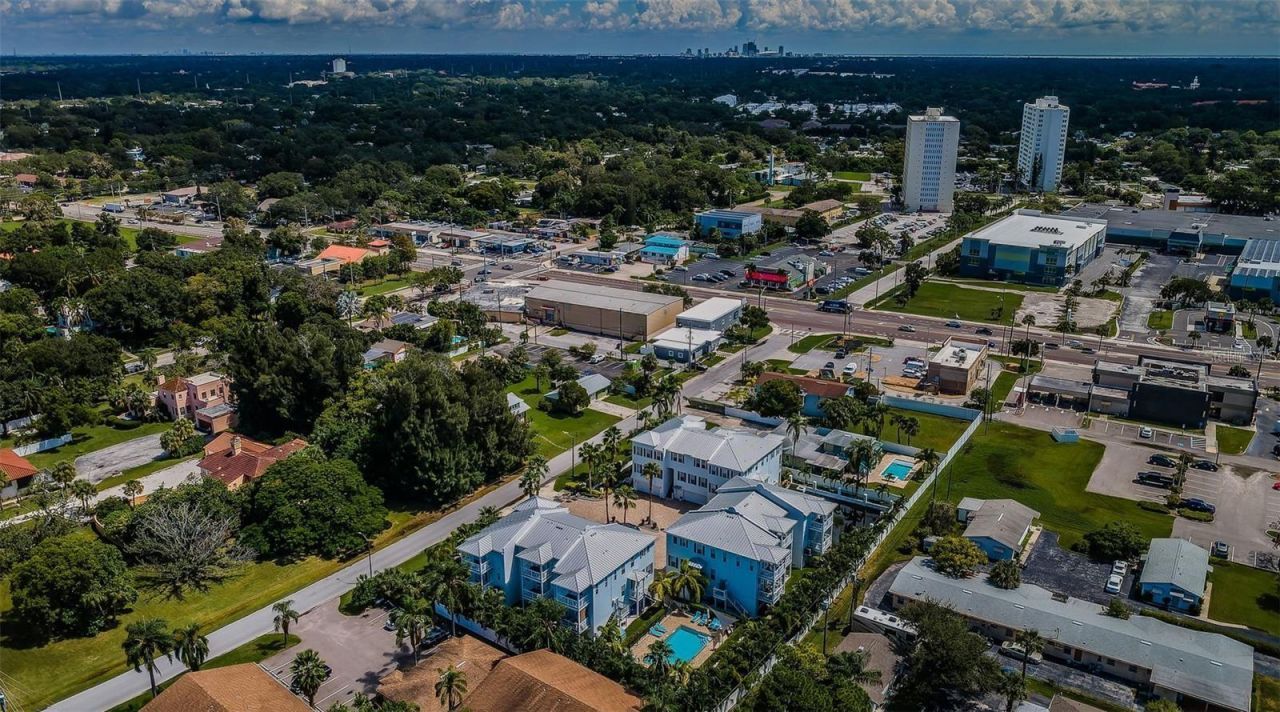 7004 Grevilla Avenue S, South Pasadena, FL 33707 Photo