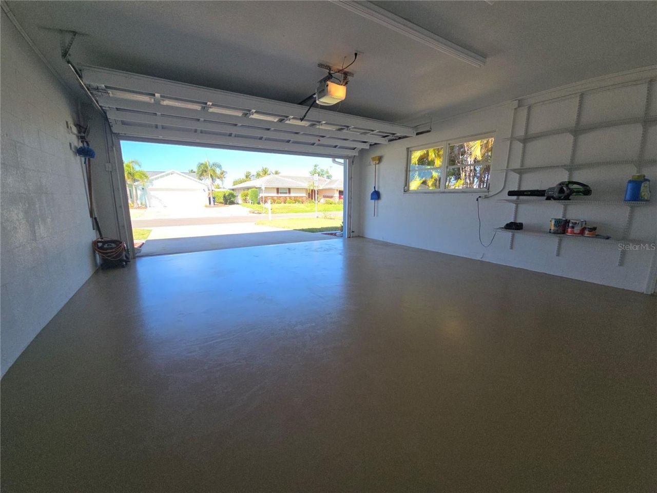 4007 Royal Palm Drive , Bradenton, FL 34210 Photo