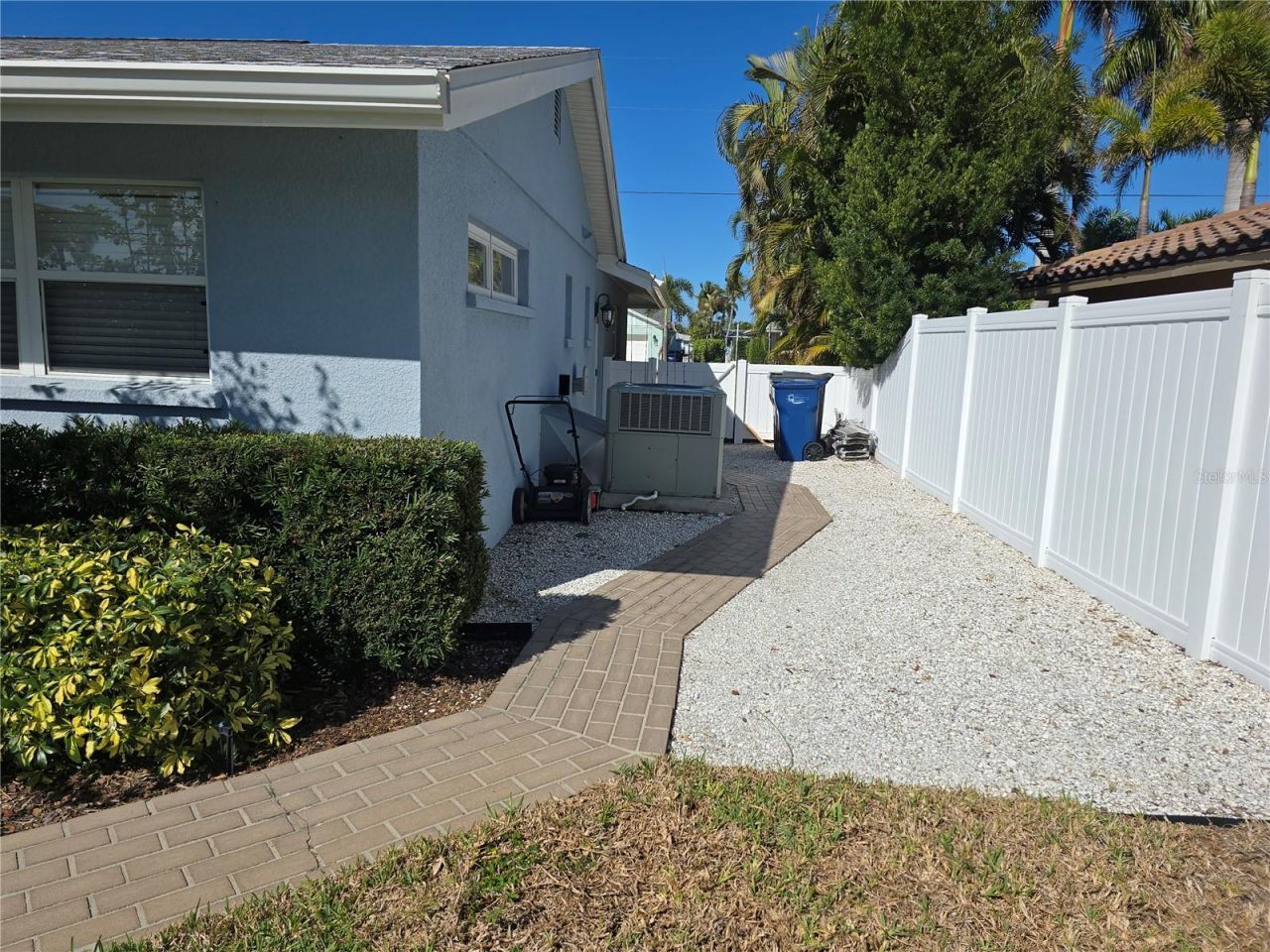 4007 Royal Palm Drive , Bradenton, FL 34210 Photo