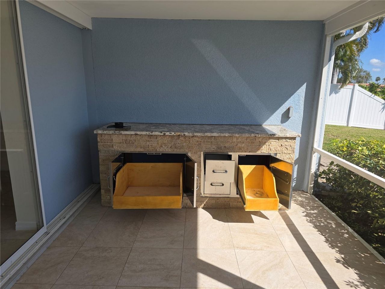 4007 Royal Palm Drive , Bradenton, FL 34210 Photo